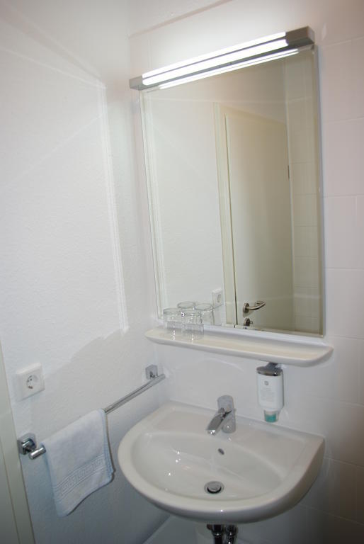 Hotel Garni Am Hechenberg Mainz Ruang foto
